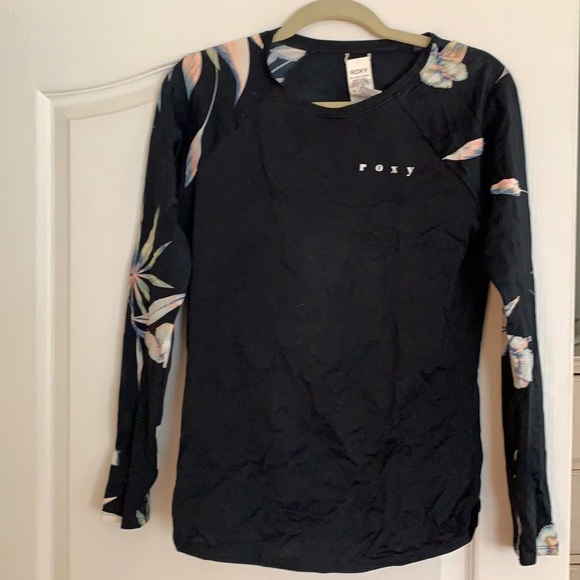 Roxy | Swim | Roxy Black Rash Guard Upf 5 | Poshmark